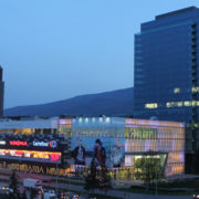 Структурни окачени фасади CW50-SC от Reynaers Aluminium Reynaers-Aluminium-