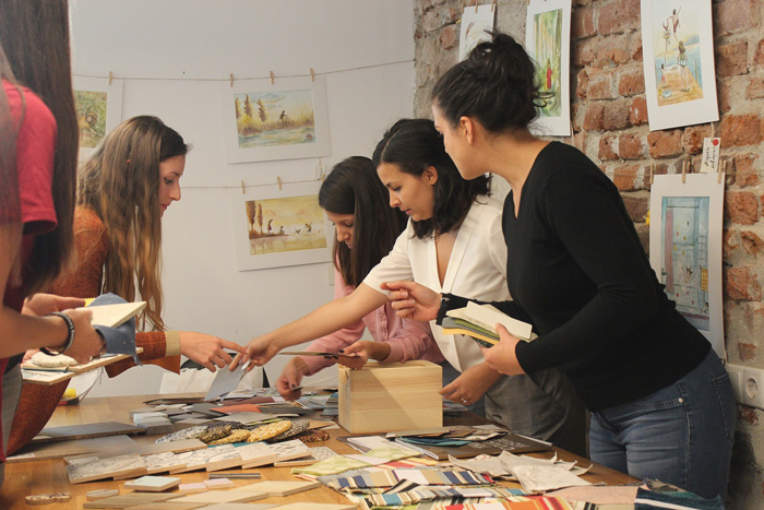 цвят на годината