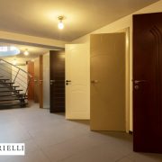 врати за бани адриели