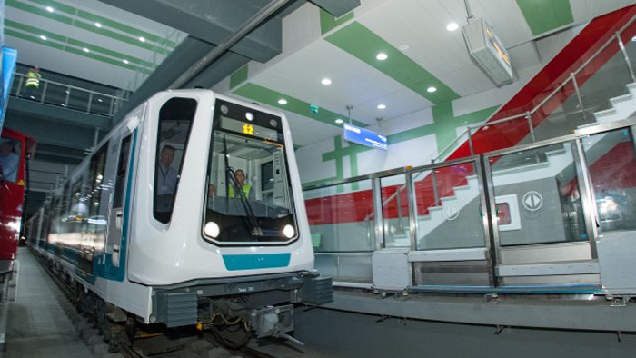 трета линия на метрото