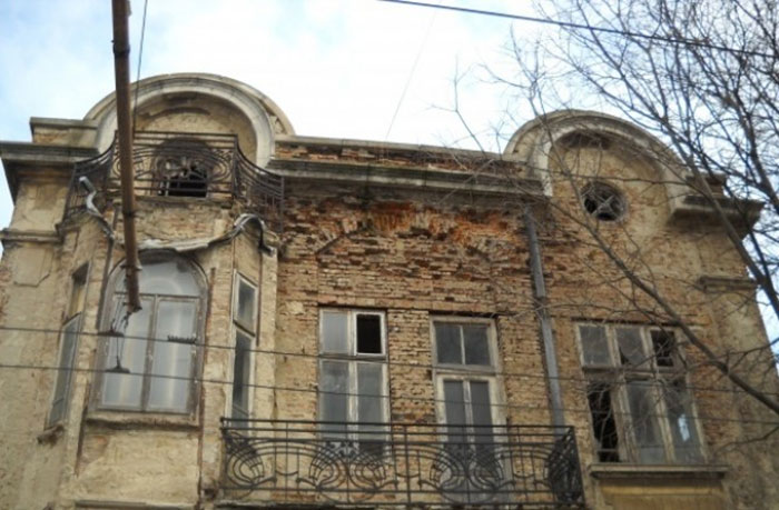 стари сгради