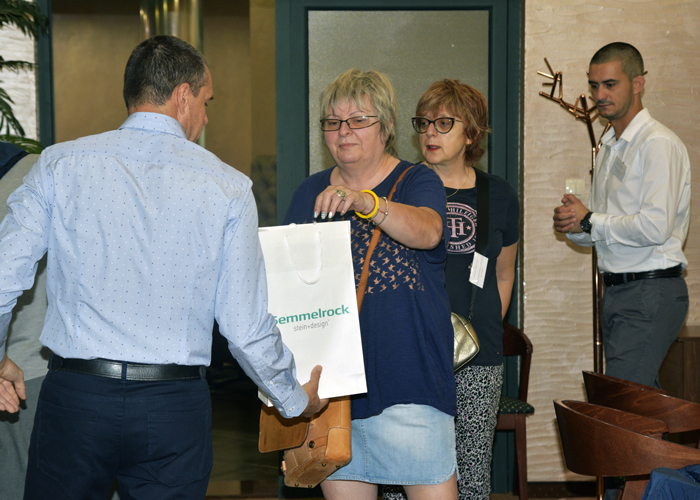 CTPOИTEЛEH ФOPУM