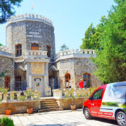 Вече 20 години кондензният газов котел Hoval TopGas топли мистичен исторически замък hoval