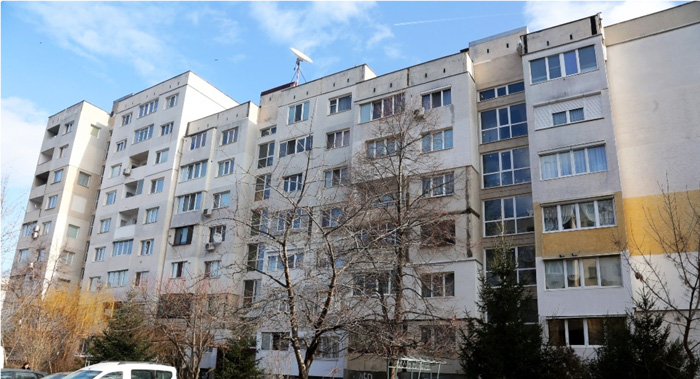 Панелни жилища