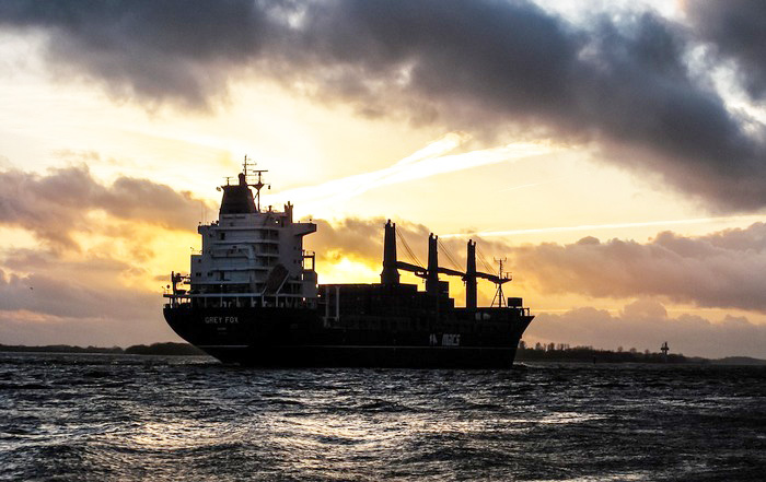 кораб пренос