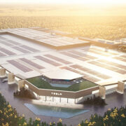 Новите заводи на Tesla в Берлин отварят врати Tesla