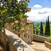 Американци купуват евтини имоти в Европа имоти