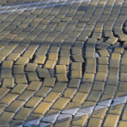 Пренареждат жълтите павета по нова технология жълтите павета