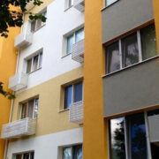 Установени са множество дефекти в безплатно санираните сгради саниране