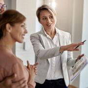 Брокерите на имоти отиват на изпити брокери на имоти