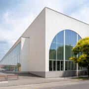 “Пазарът в Печ“ триумфира – най-красивата фасада на Европа за 2024 г. Пазарът в Печ