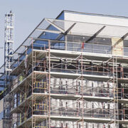 строителството