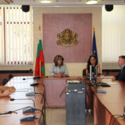 Регионалният министър подписа нови инфраструктурни проекти за 127 млн. лева в 32 общини инфраструктурни проекти