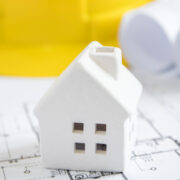 Ръст от 5% бележи строителството у нас през май строителни фирми