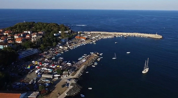 рибарското пристанище