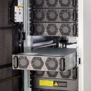 Трифазните UPS решения осигуряват по-висока надеждност за критичната инфраструктура Трифазните UPS решения осигуряват по-висока надеждност за критичната инфраструктура