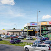 Estrea Park отвори врати в Хаджи Димитър с инвестиция от 20 млн. евро Estrea Park в Хаджи Димитър отвори с инвестиция от €20 млн.